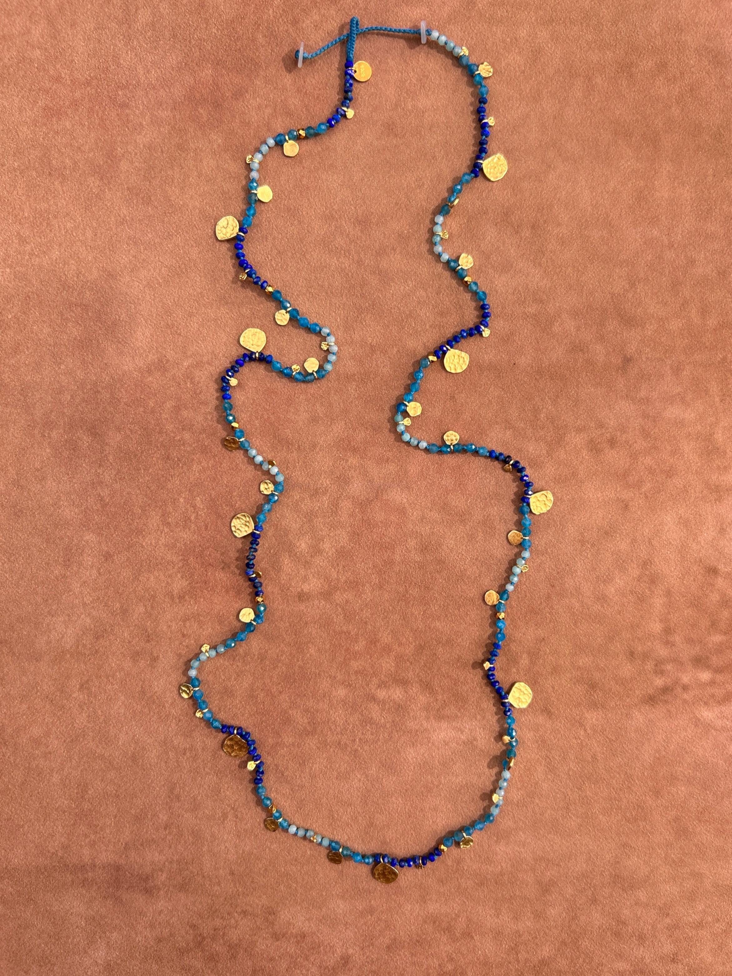 MANON Collier long tressé en lapis-lazuli et apatite