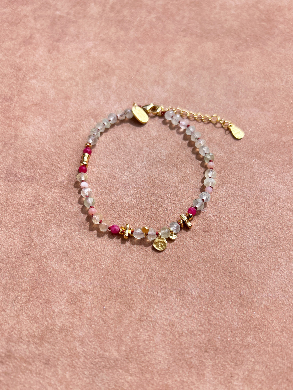 Bracelet tressé en pierre de chrysoprase et cristal rose
