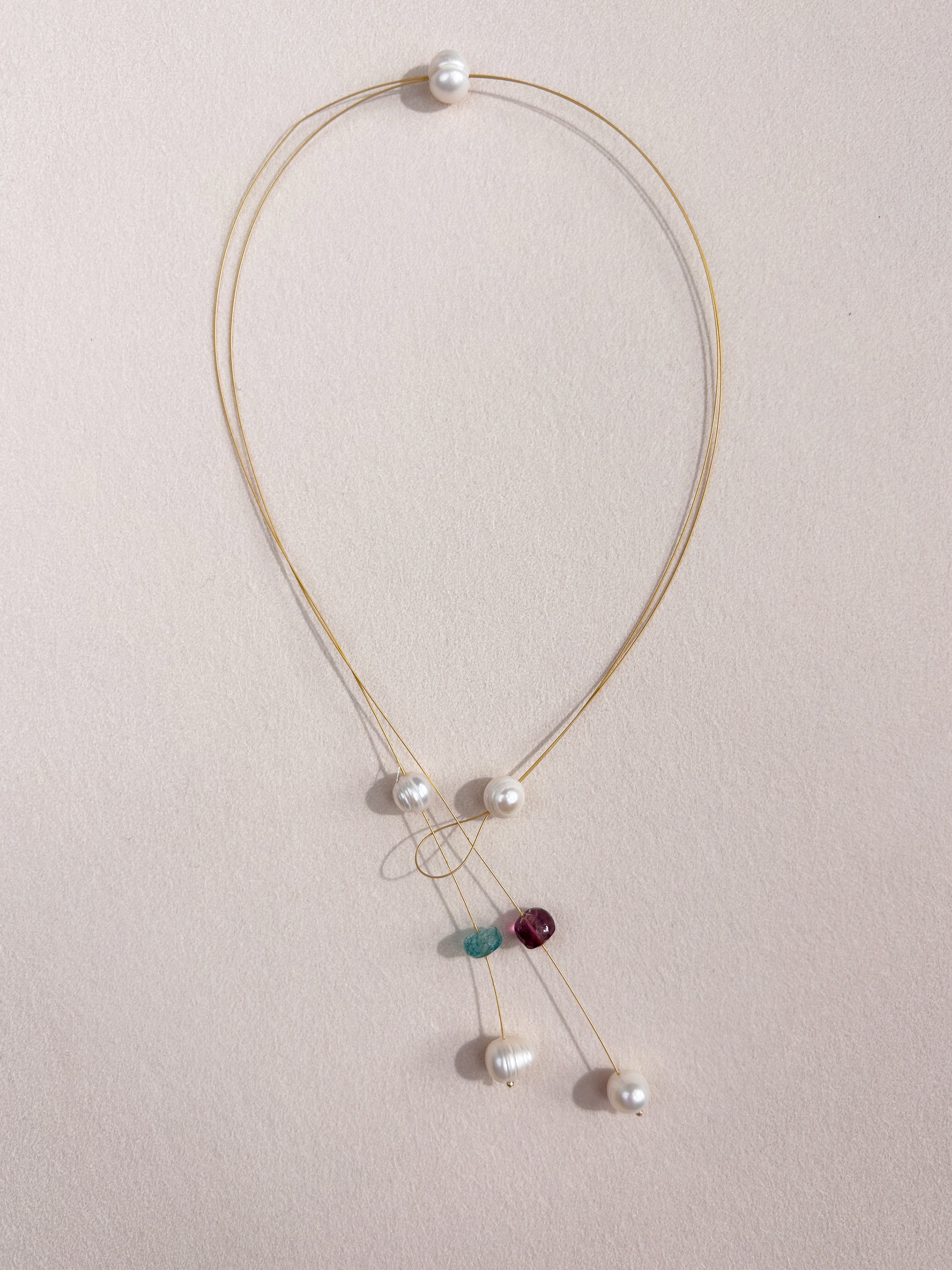 Collier en perles et fluorine