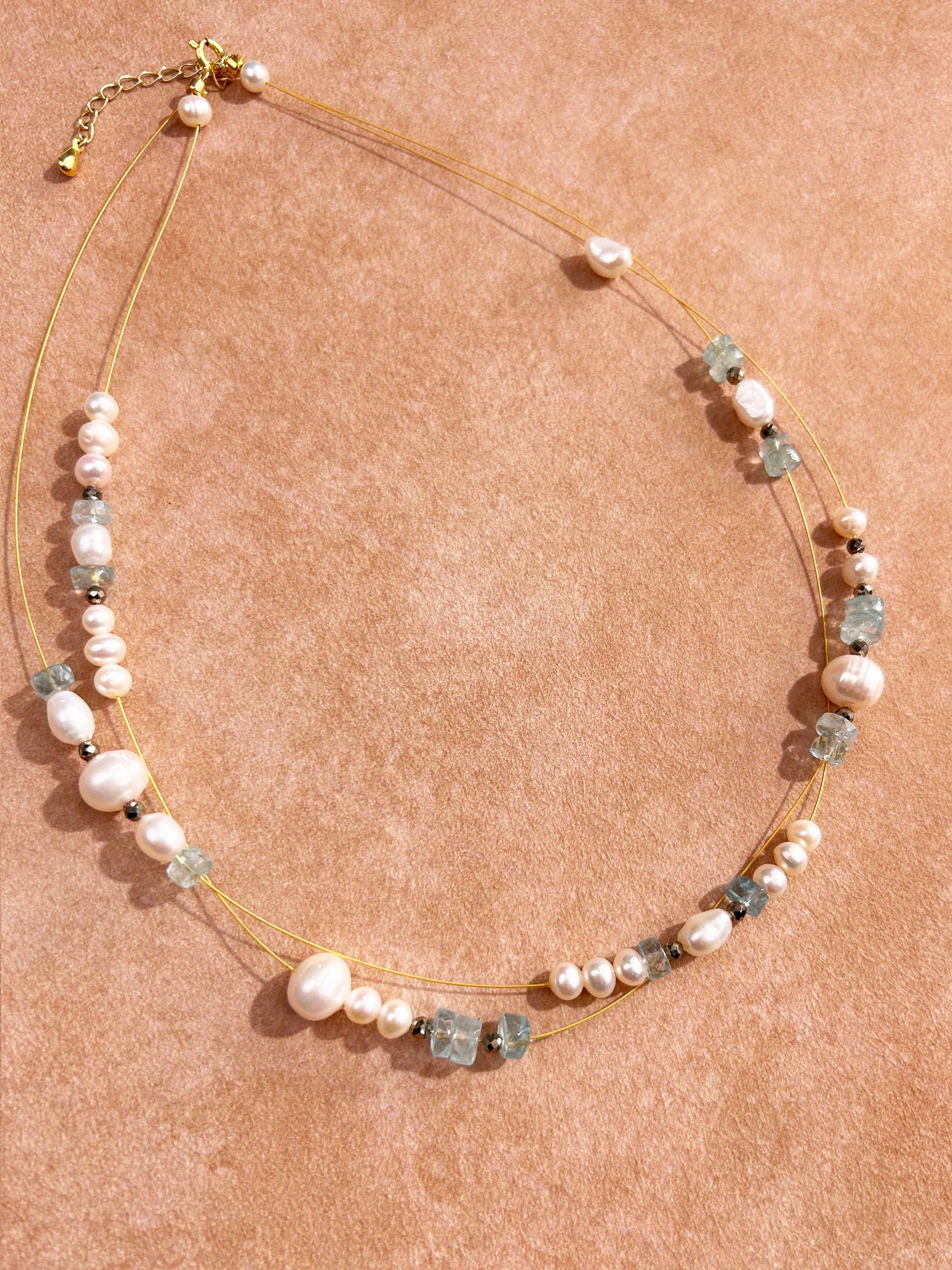 Collier en aigue-marine, perle et pyrite