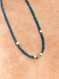 Collier en apatite et citrouille bleu océan