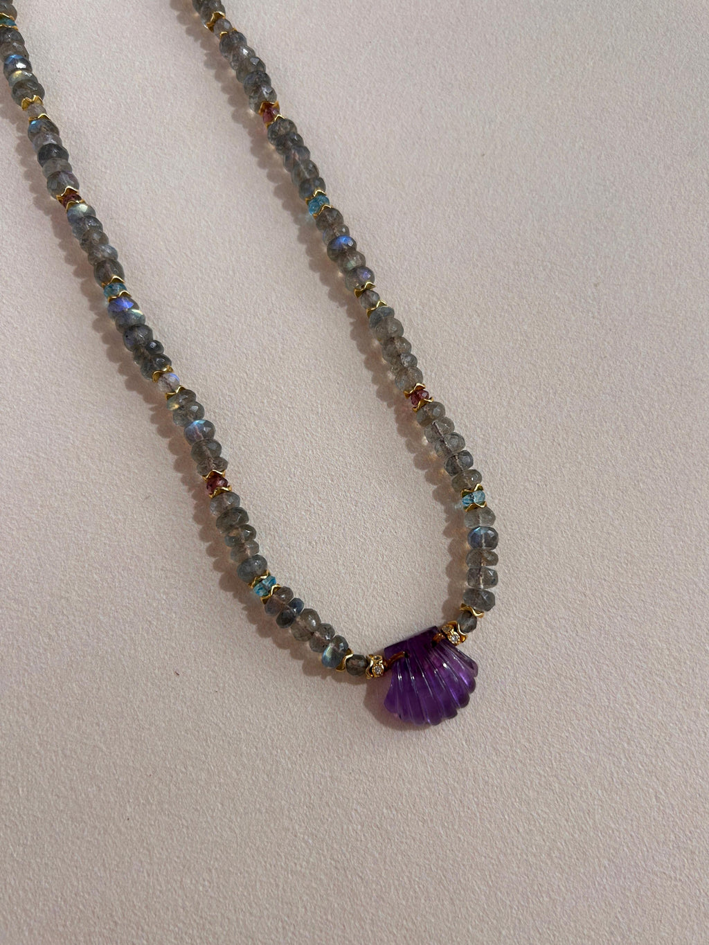 Collier Requiem des Coquillages et des Étoiles