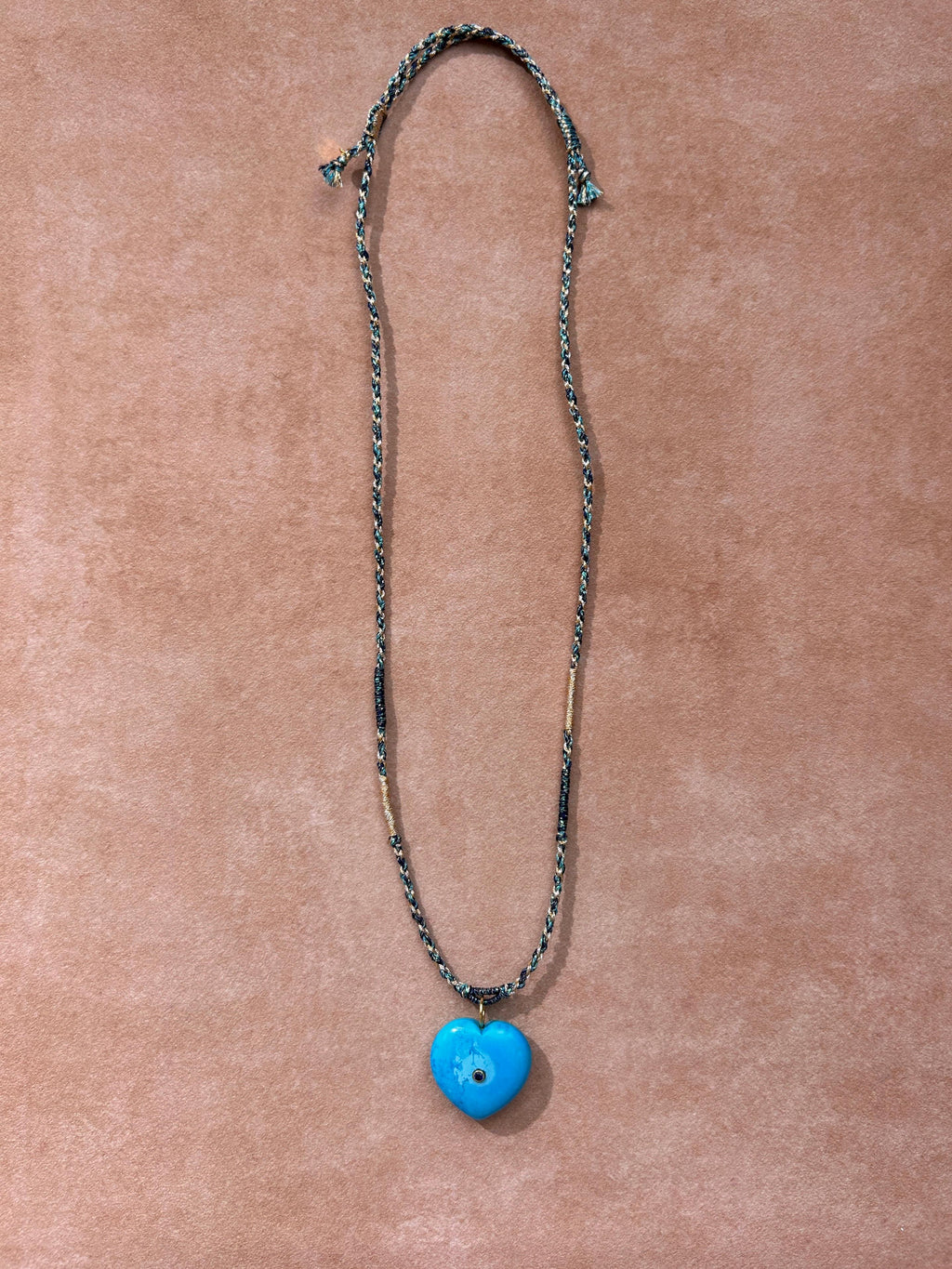 Collier tressé en turquoise en forme de cœur