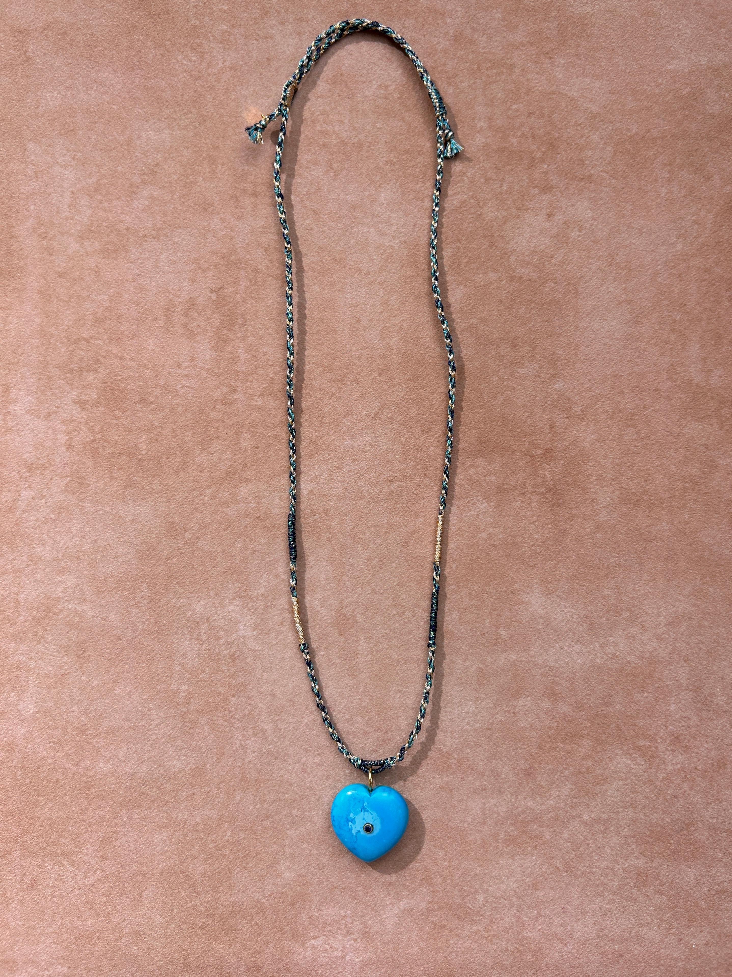 Collier tressé en turquoise en forme de cœur
