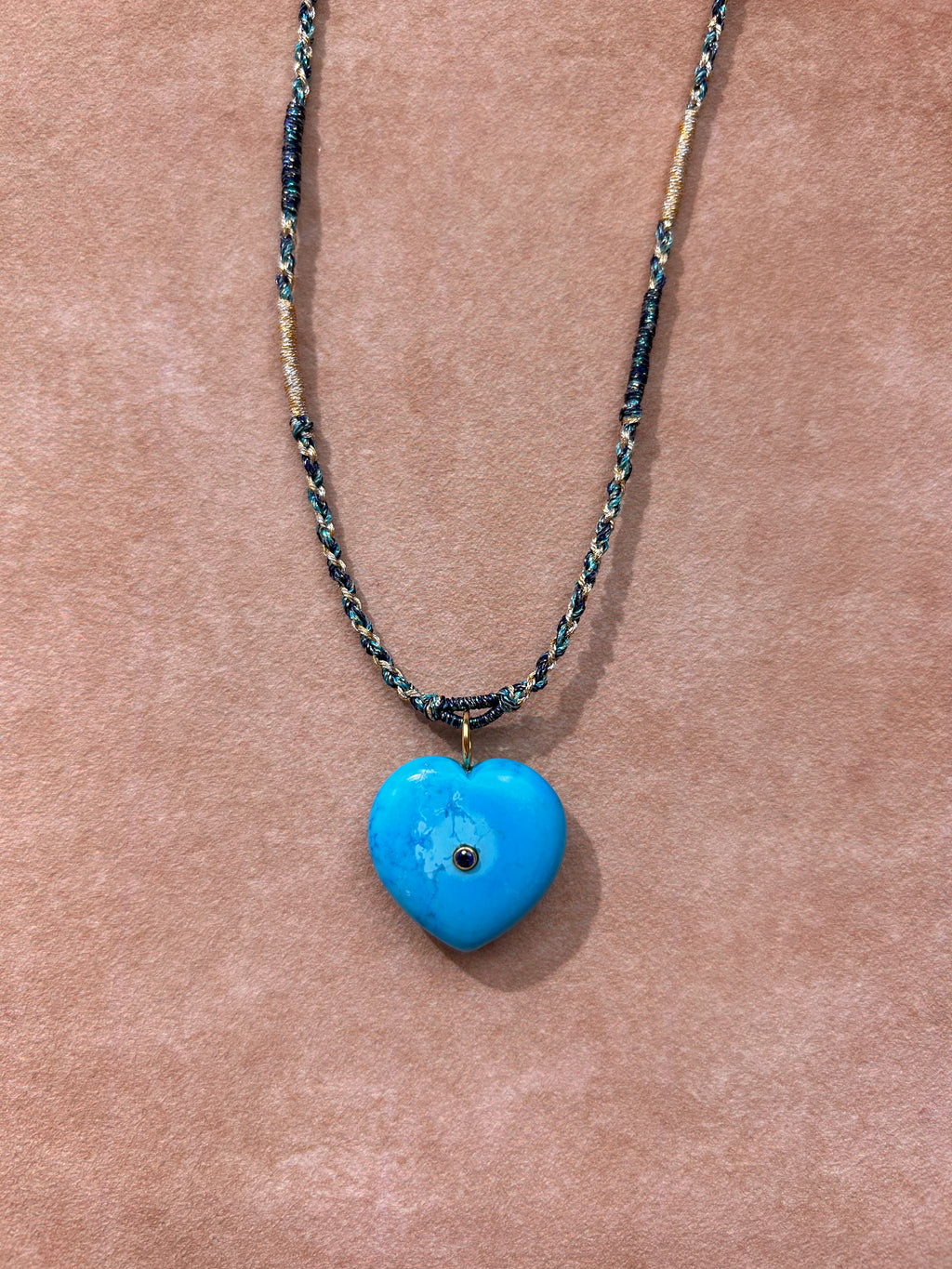 Collier tressé en turquoise en forme de cœur