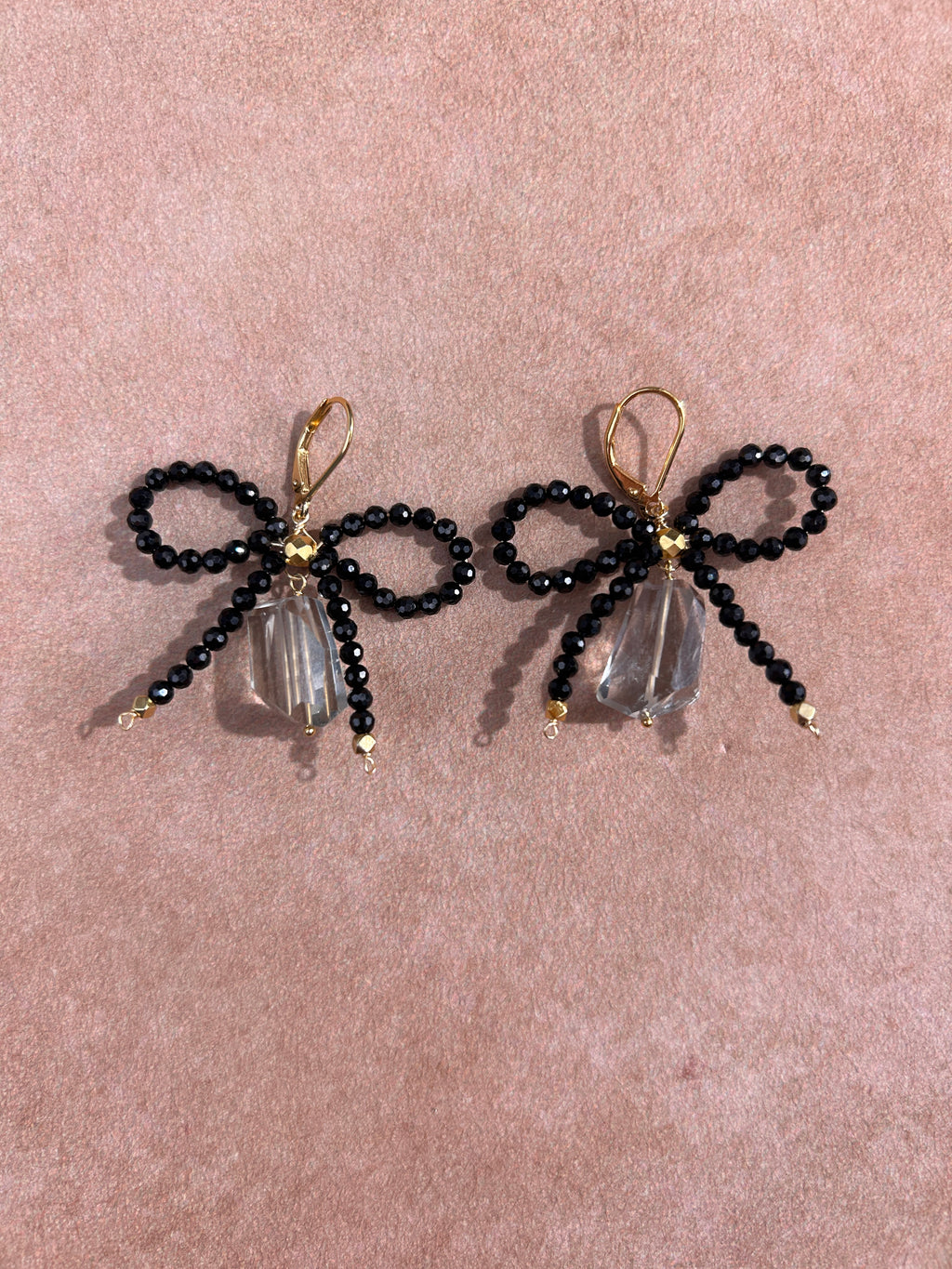 Boucles d'oreilles en améthyste verte et violette avec spinelle noir