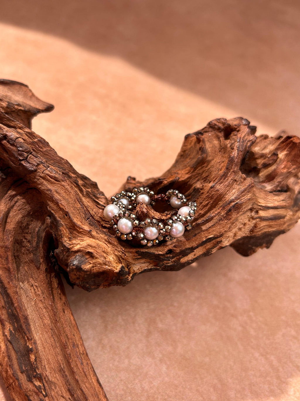 Bague en perle de pyrite