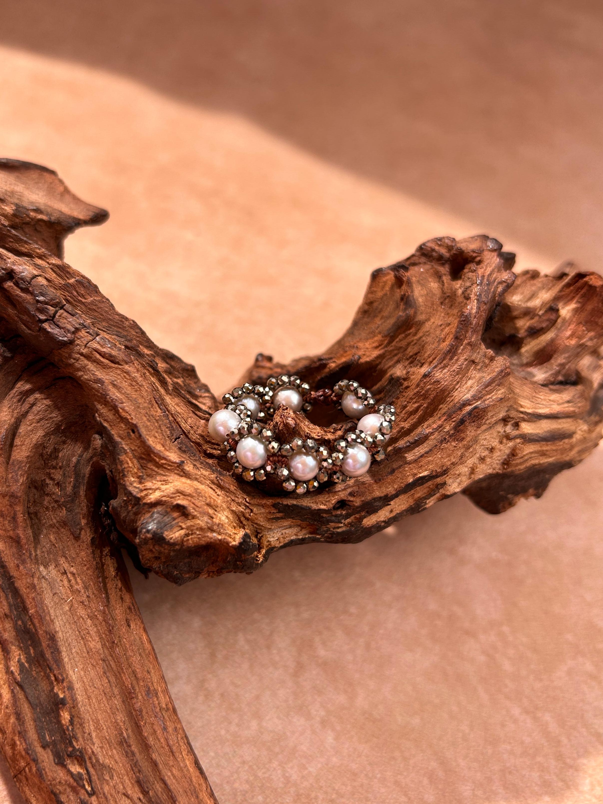 Bague en perle de pyrite