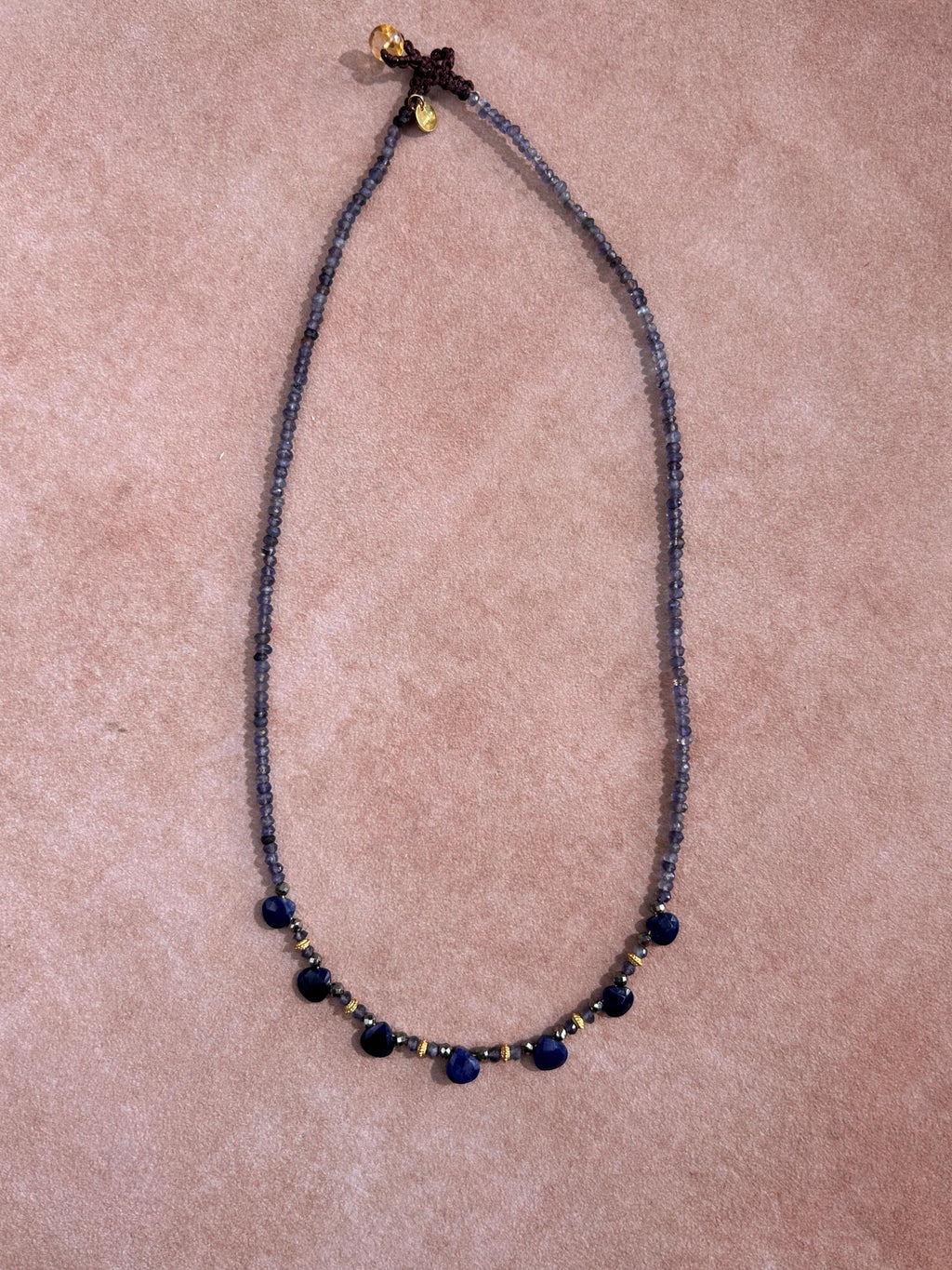 Collier en kyanite à veines bleues