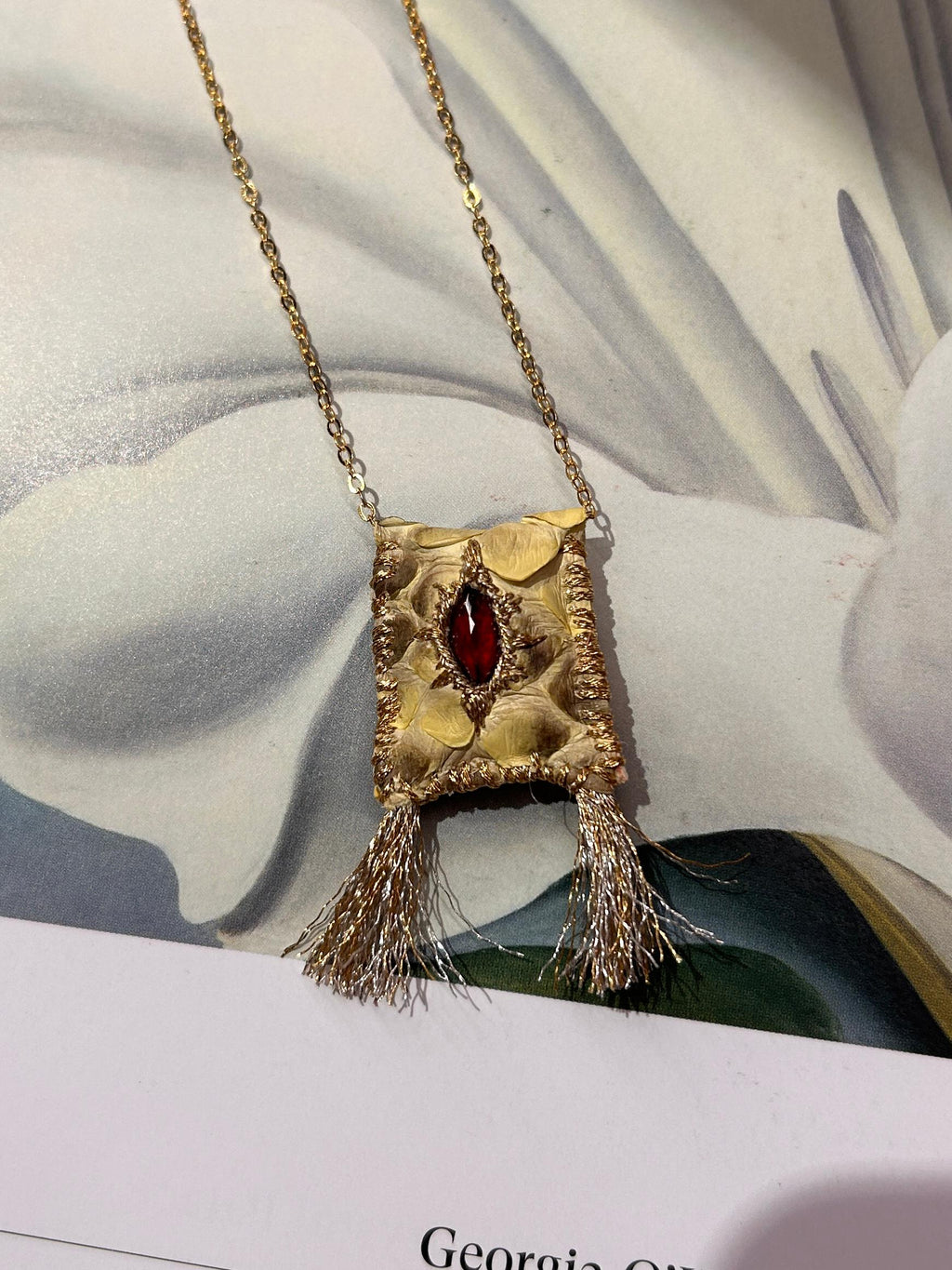 Collier en cuir véritable de la série cœur libre